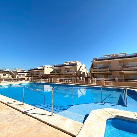 Vista Azul - Punta Prima - Spa Y Piscina Torrevieja Exteriör bild
